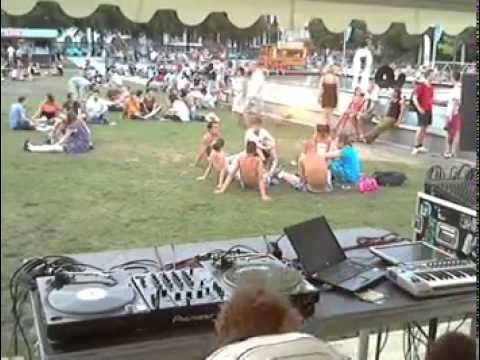 Surrounded by Nature: Layup picnic - RTS.FM.080712