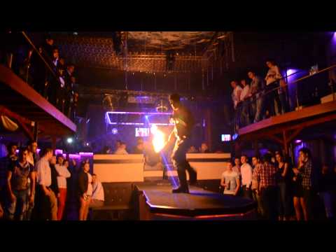 FIREEEEEE!!!! ELPASSODISCOTEQUE GANEASA