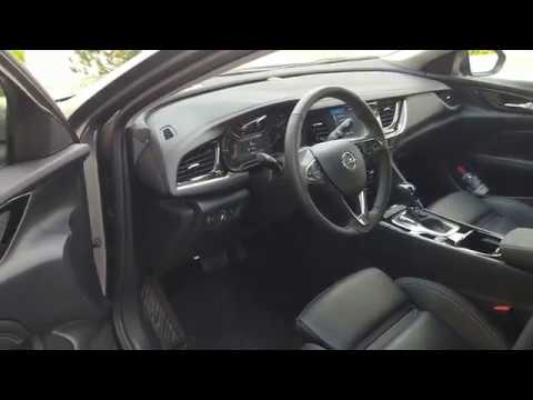 Який салон в нового OPEL Insignia