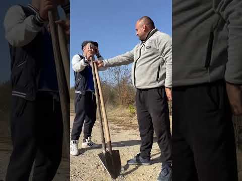 Undeva în sat   Florică #comedy #couplevolgs #funnyvideo #couple #funny #familyvlog #comedyshorts