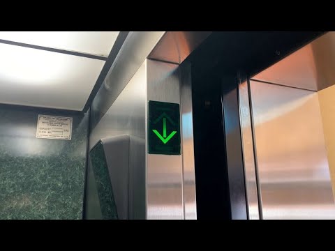 Otis Series 1 Hydraulic Elevator at Days Inn, Grayling, MI