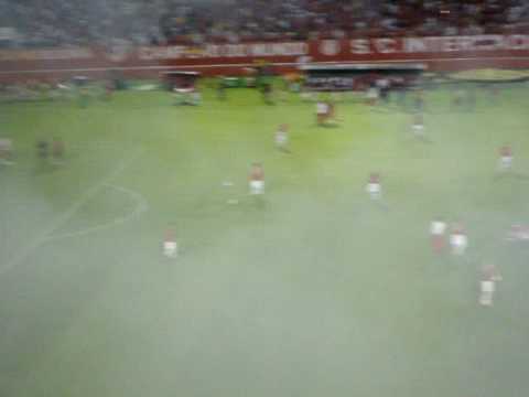 LIBERTADORES - INTERNACIONAL 2 X 1 Emelec - 05.wmv