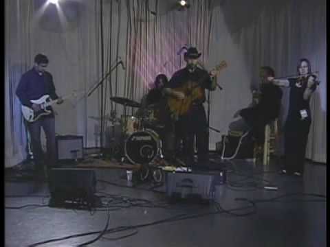 Mack West - Gun In My Hand (Live 2009)