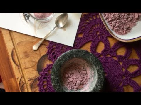 Make pigment from flower petals!