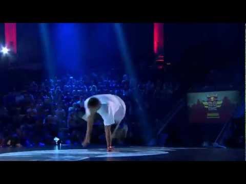 Red Bull BC One 2011 Quarter Finals 3 - Morris vs Taisuke
