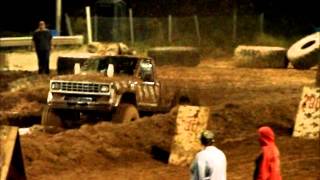 preview picture of video 'Kingsdale Mud Bogs Oct 27, 2012'
