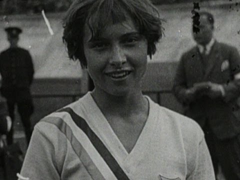 16 Year Old Elizabeth Robinson Wins 100m - New WR | Amsterdam 1928 Olympics