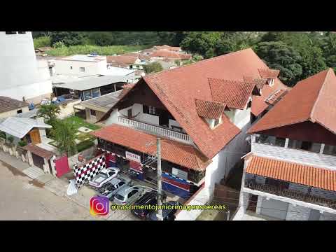 Curtindo praça de Ibertioga MG em família