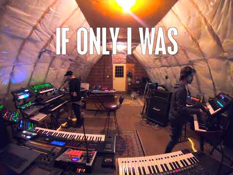 ACROSS THE ROOM // Live Synth Jam: Roland VT-4, Korg Opsix, Sequential Pro 3, MC-707, Squarp Pyramid