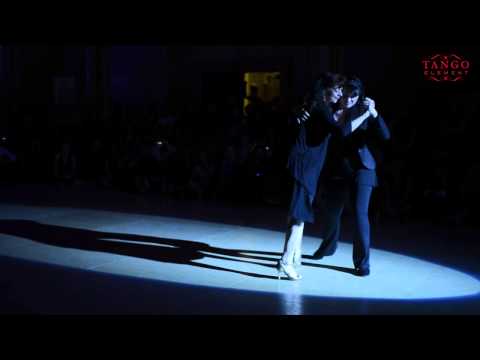  Ariadna Naveira  and  Olga Besio  are  dancing  to  a  milonga