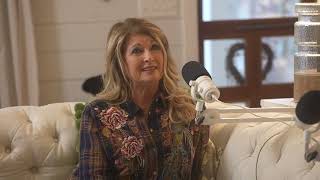“God has something bigger!” -Mom, Linda Davis to Lady A&#39;s Hillary Scott