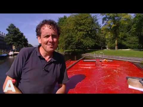 Zakcentje bijverdienen met bootjes hozen: 'het is een uit de hand gelopen hobby'