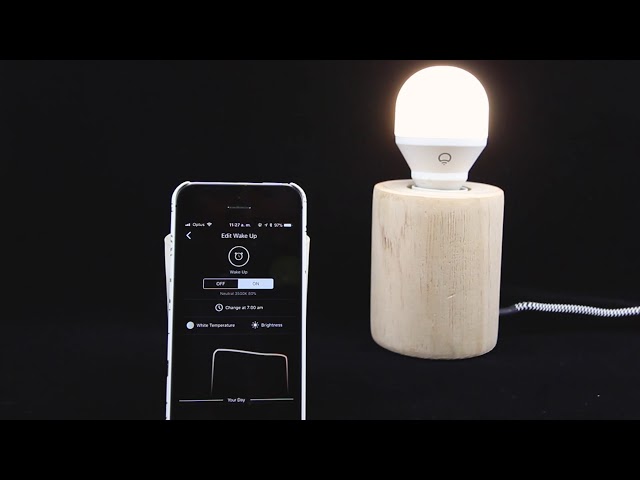 LIFX Mini Day&Dusk Bombilla LED WiFi 9W E27 Blanco Regulable video