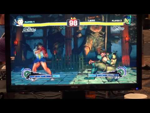 Evo 2014 - USF4 - JC (Sakura) vs Sicario (Bison)