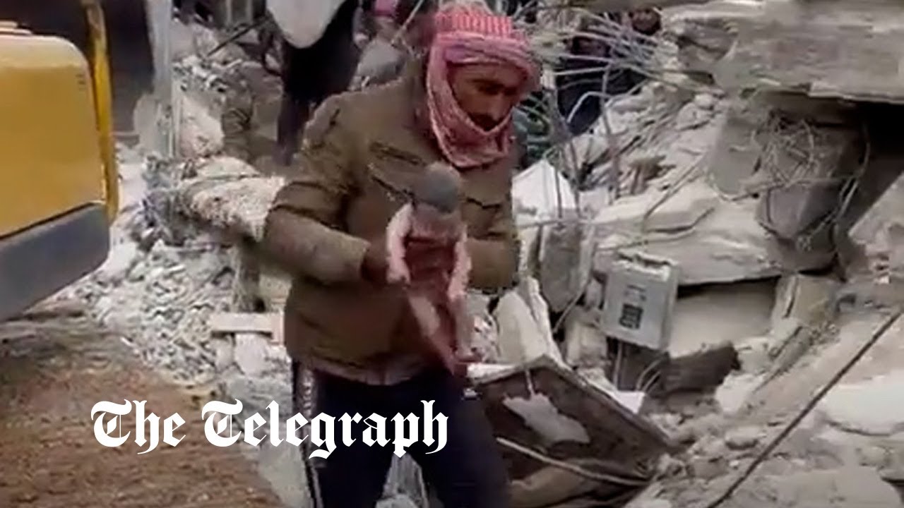 Un bébé miracle sauvé après sa naissance sous les décombres du tremblement de terre en Syrie