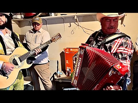 Perro De Rancho - Jorge Molina x Herencia De Cosalá (en vivo con tololoche)