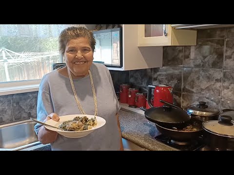 Teta's Kitchen | Video 2 | How to make Egyptian Molokhia