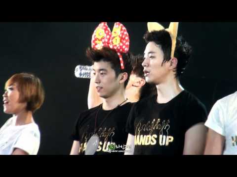 [Fancam] 111008 Junwoo Hands Up Concert in Taiwan - Ending Cut 1