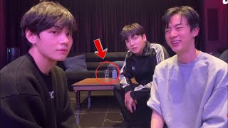 Download lagu 🔴Taehyung FINALLY Proves Jungkook Is His 🔥 Jin Shockingly Confirms | weverse live mp3 Download lagu 🔴Taehyung FINALLY Proves Jungkook Is His 🔥 Jin Shockingly Confirms | weverse live mp3