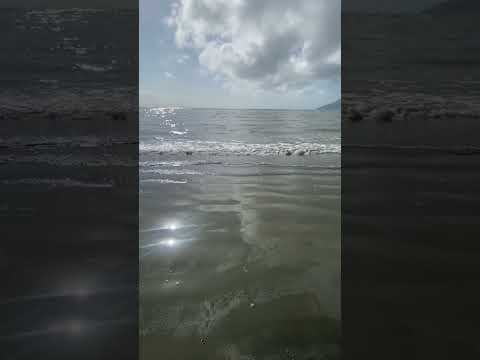 Olha essa vista maravilhosa da praia da enseada #São  Sebastião sp