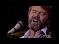 Glen Campbell at the World's Fair in Knoxville, TN (1982) - Galveston / Country Boy