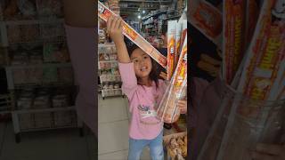 Download lagu Makasih mama! #huntingjajan #makasih #jajanankekinian #masukberanda #shorts mp3