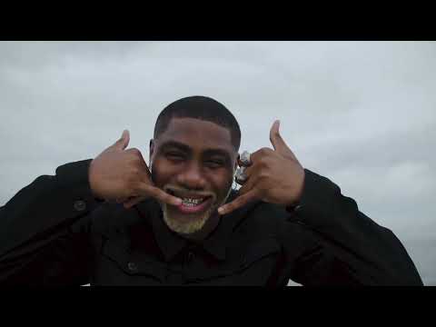 6uff - V6 (feat. Rezman) (Visualizer)