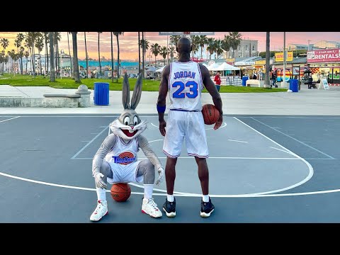 Michael Jordan & Bugs Bunny 2v2 In Real Life [Space Jam 3]