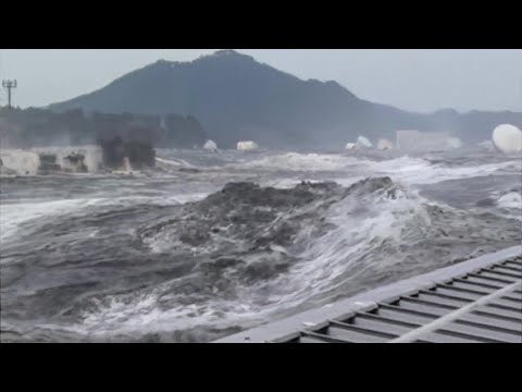 2011 Japan Tsunami - Kesennuma City, Fish Market. (Full Footage)