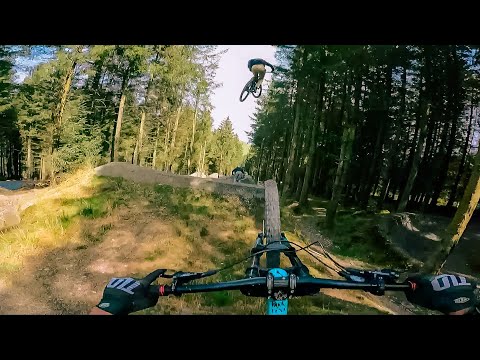 RIDING INSANE NEW DOWNHILL MTB JUMPS!!