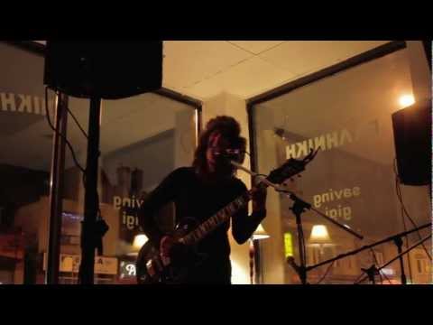 Julie Doiron - Beneath the Leaves (Toronto, Saving Gigi 2012-01-26)