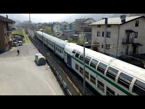 REGIONALE IN TRANSITO A ROBILANTE (CN) SULLA LINEA "CUNEO  LIMONE Pte"  8 - 4 - 2017