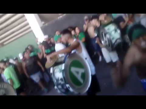 Los pibes de Chicago antes del partido Chicago - crucero