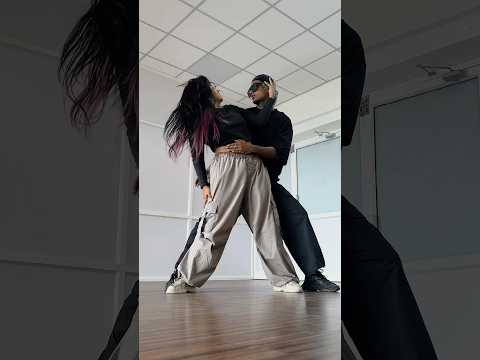 They are on fire 🔥🤌🏻. #dance #viral #kerala #trending #houseofaos