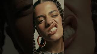 Video T8KIO de Nicole Horts