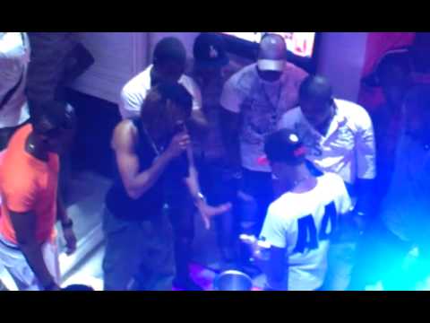 papis dollar le bourgeois en action a la dédicace de sami heros