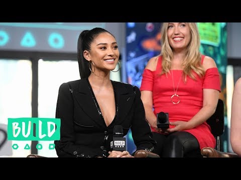 Shay Mitchell On Playing Peach In "YOU"