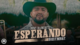 Esperando Diciembre Lyrics English Translation