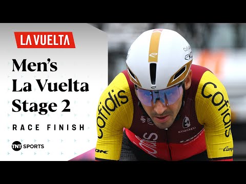 STUNNING BATTLE AT THE LINE! 😳 | 2025 La Vuelta a España Stage 2 Final KM's | TNT Sports Cycling