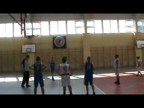 UKS SIÓDEMKA Sopot vs GKS GROM Turowo - 2011-09-24 Turowo - fragment spotkania