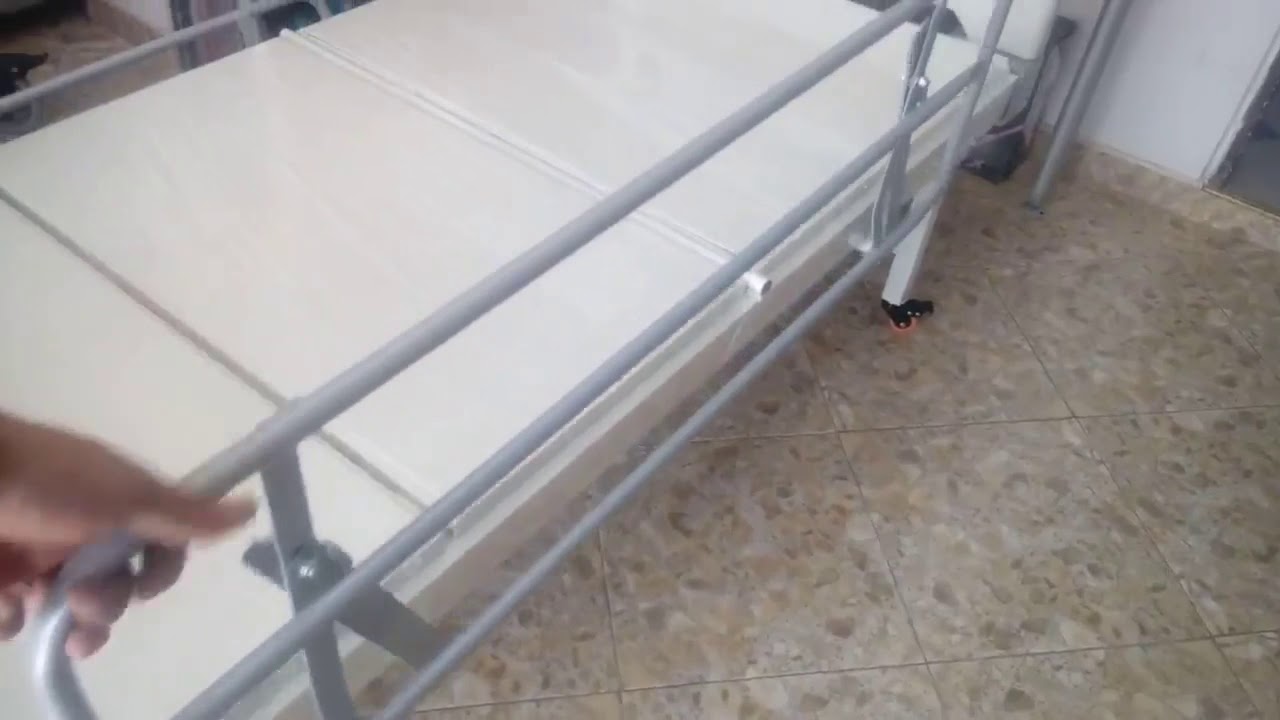 Cama hospitalaria, barandas