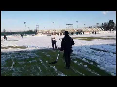 NK Triglav Kranj in prijatelji - čiščenje igrišča