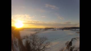 preview picture of video 'Lammershagen bei Selent - Panoramavideo und Sonnenuntergang bei Schnee aus Hub-Arbeitsbühne'