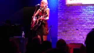 Aimee Mann performs &quot;Columbus Ave&quot; at City Winery Chicago