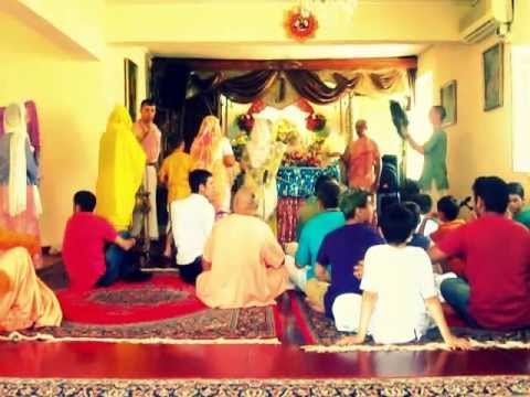 Hare Krishna kirtan ( Baku 16.06.2013 )