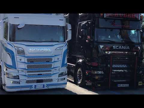 Brothers of the highway by Family Tradition