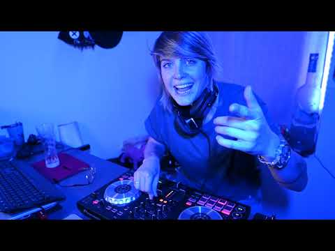 Meg-Beg Live in home