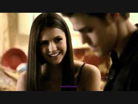 The Vampire Diaries Elena is getting to know Stefan 1x05