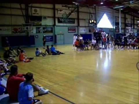 jamil dudley dunk from free throw line