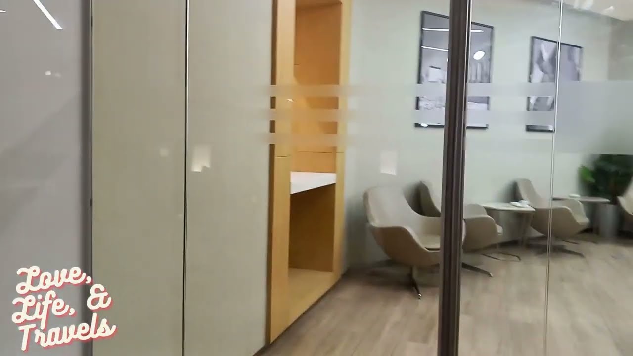 Premium Lounge thumbnail